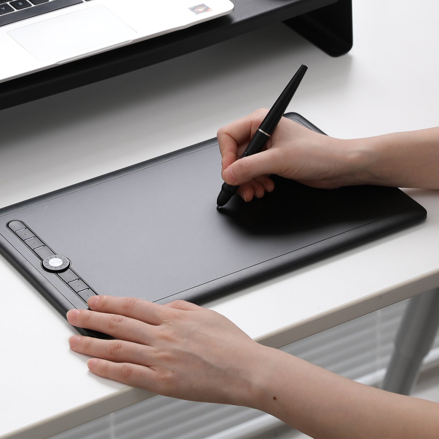 Artisul M0610 Pro 10x6 Inch Pen Tablet